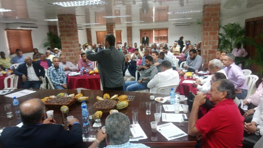 Cacao genera más 255 millones de dólares al año Cacao genera más 255 millones de dólares al año