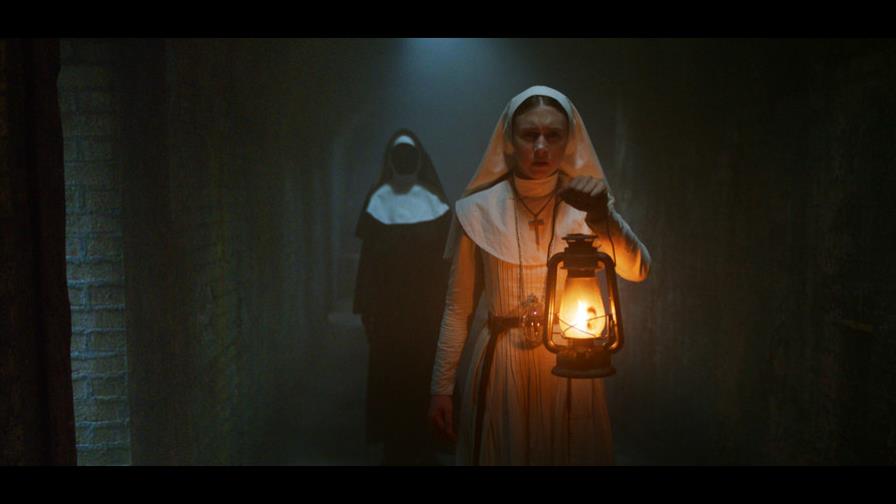 En “La monja”, el mal acecha bajo un hábito En “La monja”, el mal acecha bajo un hábito