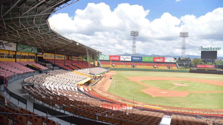 Avanzan los trabajos de reacondicionamientos en el estadio Cibao Avanzan los trabajos de reacondicionamientos en el estadio Cibao