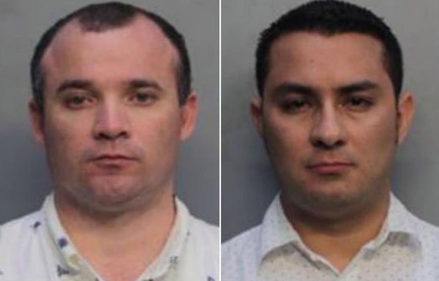 Dos sacerdotes arrestados por realizar actos sexuales dentro de vehículo