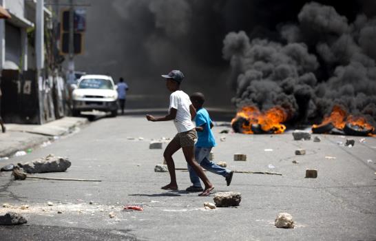 Incidentes entre policías y manifestantes anticorrupción en Haití