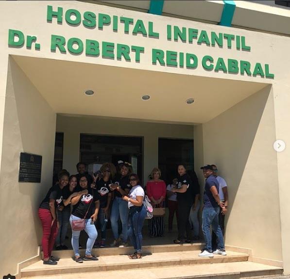 “Wasonistas” entregan donativos a niños del hospital infantil Dr. Robert Reid Cabral