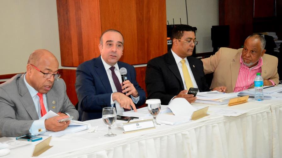 Comisión Bicameral conforma subcomisión para delimitar funciones de integrantes de la Junta Central Electoral Comisión Bicameral conforma subcomisión para delimitar funciones de integrantes de la Junta Central Electoral