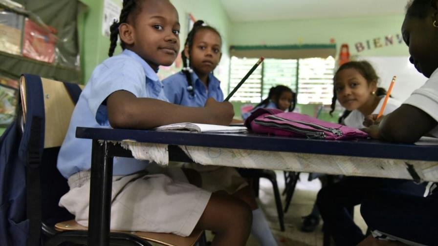 Hondo Valle se suma a la paralización de docencia en las escuelas 