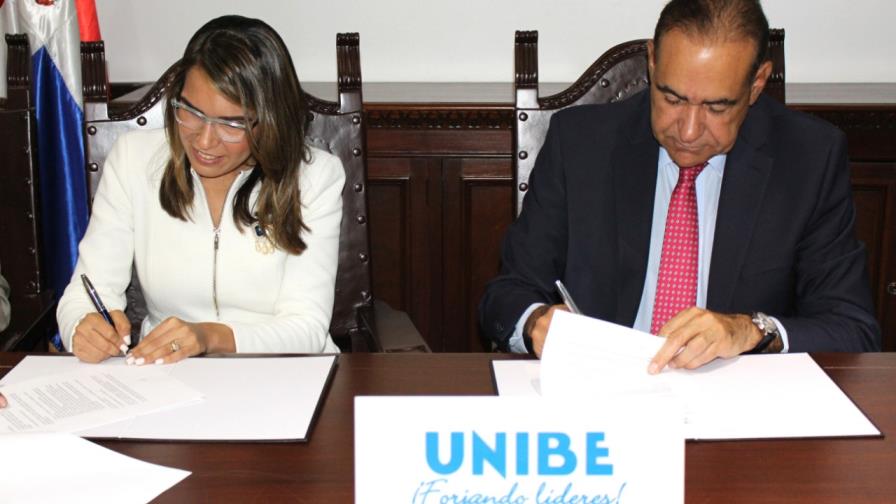 UNIBE y la Fundación Francina acuerdan promover inclusión de las personas con discapacidad UNIBE y la Fundación Francina acuerdan promover inclusión de las personas con discapacidad