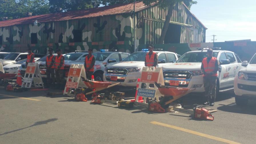 Brigadas de Obras Públicas se preparan ante incidencias por tormenta Isaac en el país