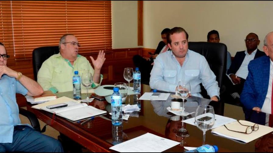 Comisión del Senado rendirá informe favorable sobre el proyecto de Ley de Aduanas