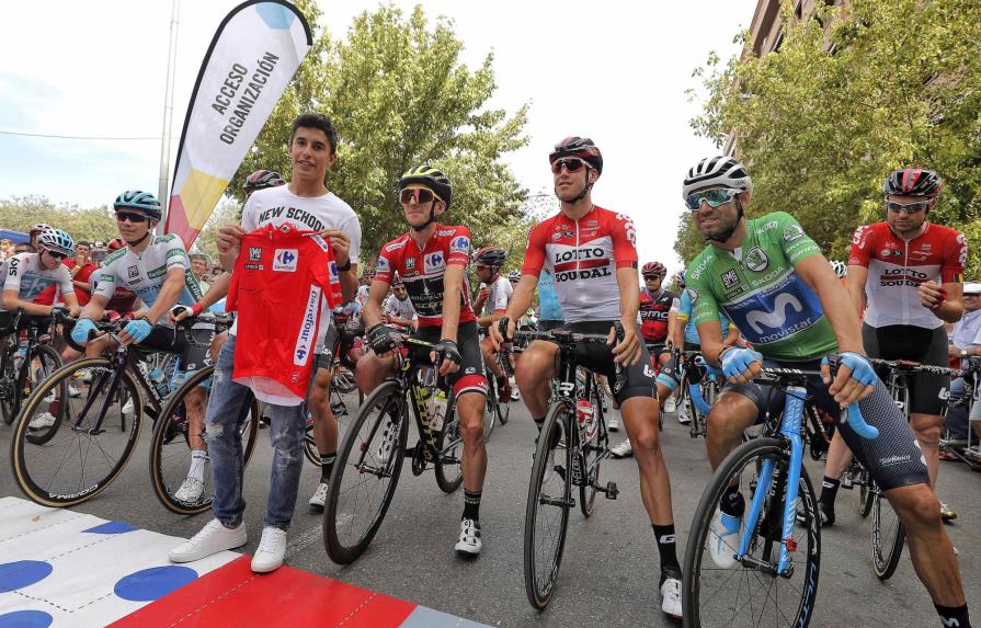 Enric Mas gana la etapa de Andorra, Simon Yates virtual ganador de la Vuelta