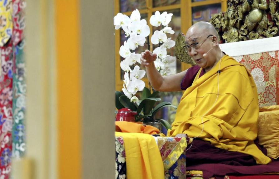 Dalái lama reconoce estar al tanto de abusos sexuales desde los años 90