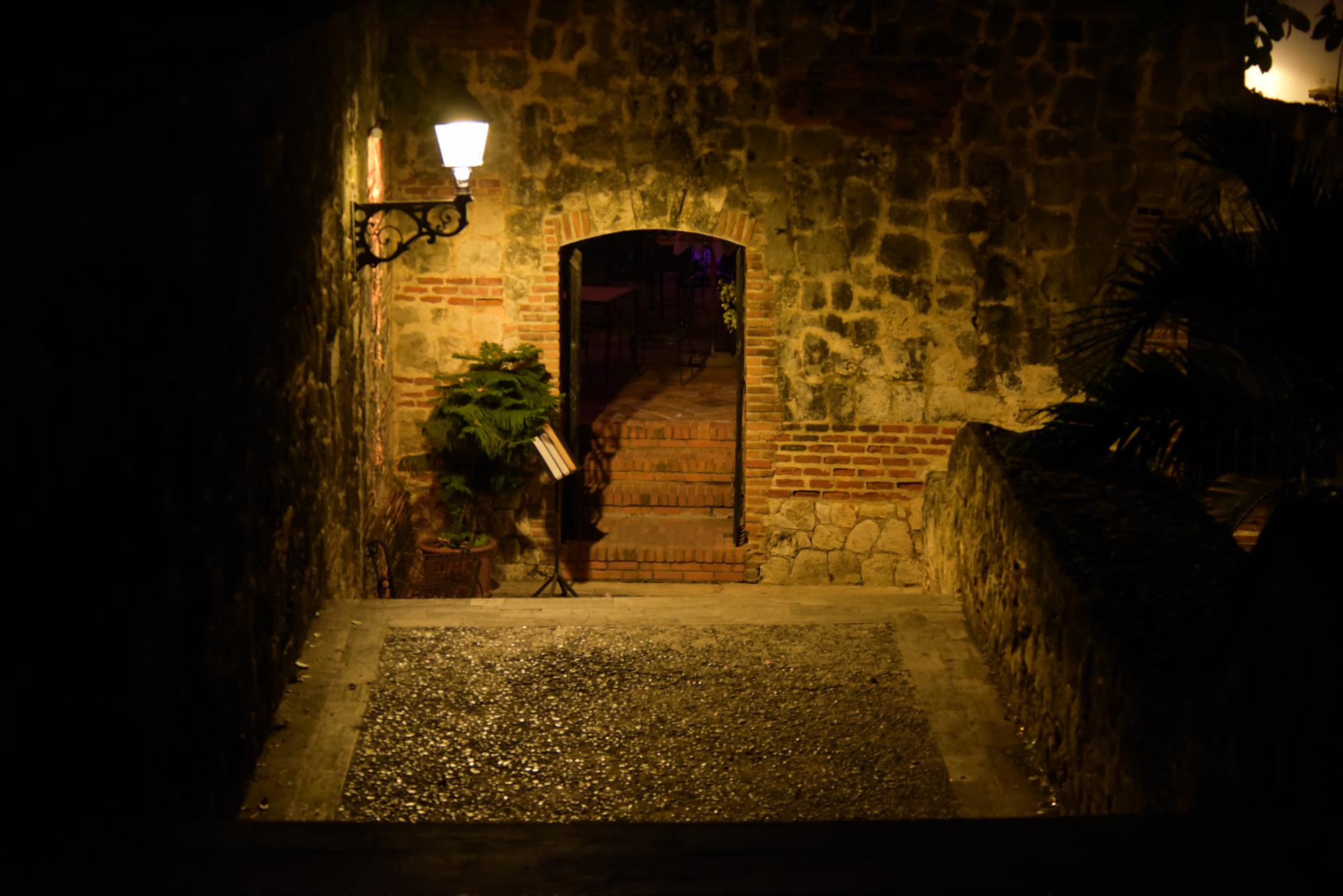 El fondo de unas escaleras en la cercanía de la Fortaleza Ozama. 