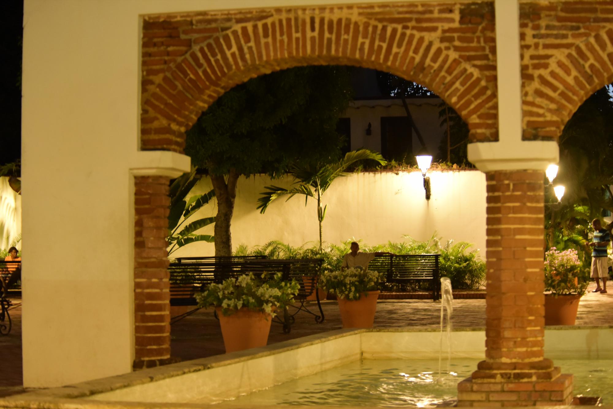 Plaza María Toledo.