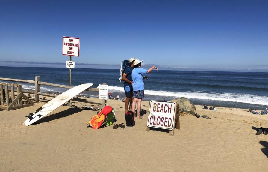 Tiburón mata a surfista frente a playa de Massachusetts