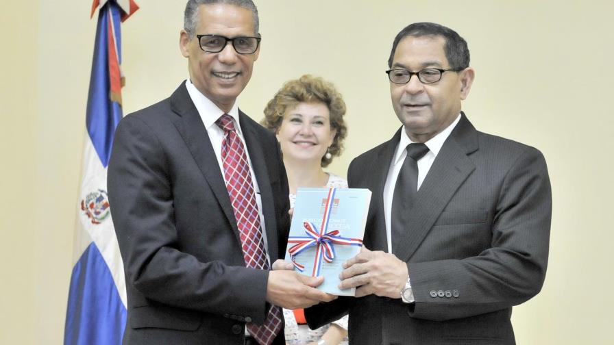 En circulación tercer número de Revista Dominicana de Derecho Procesal Constitucional En circulación tercer número de Revista Dominicana de Derecho Procesal Constitucional