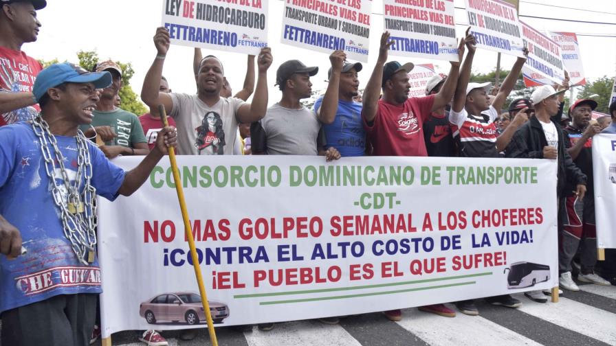 Falpo amenaza con huelgas por alzas de combustibles Falpo amenaza con huelgas por alzas de combustibles
