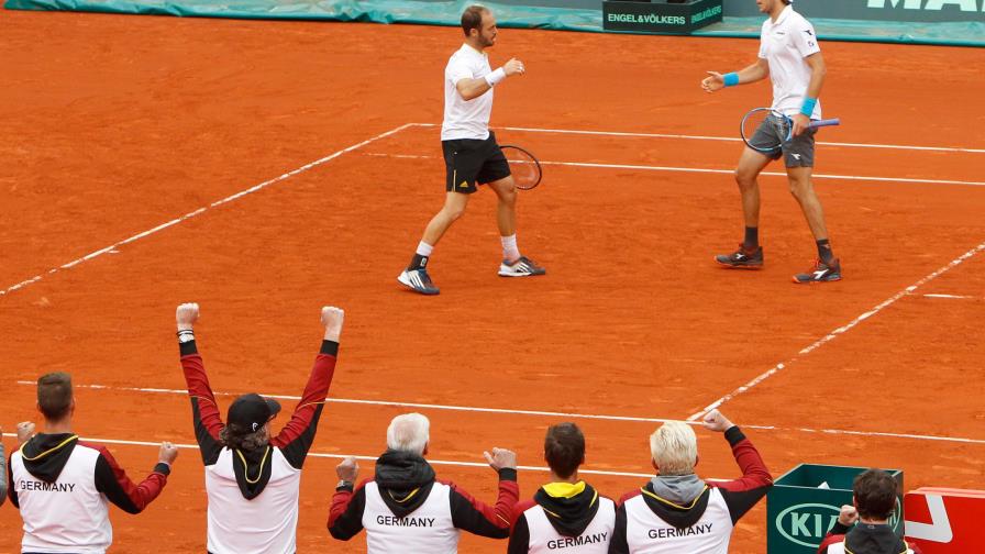 Adiós a la tierra batida como superficie para disputar la final del torneo de Copa Davis