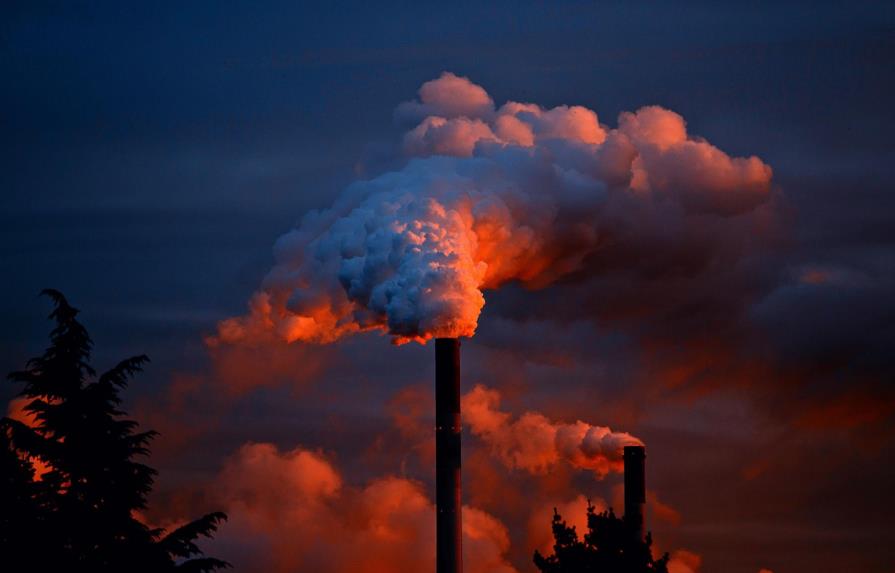 Solo 12 % de las emisiones de CO2 compensan su daño climático con impuestos