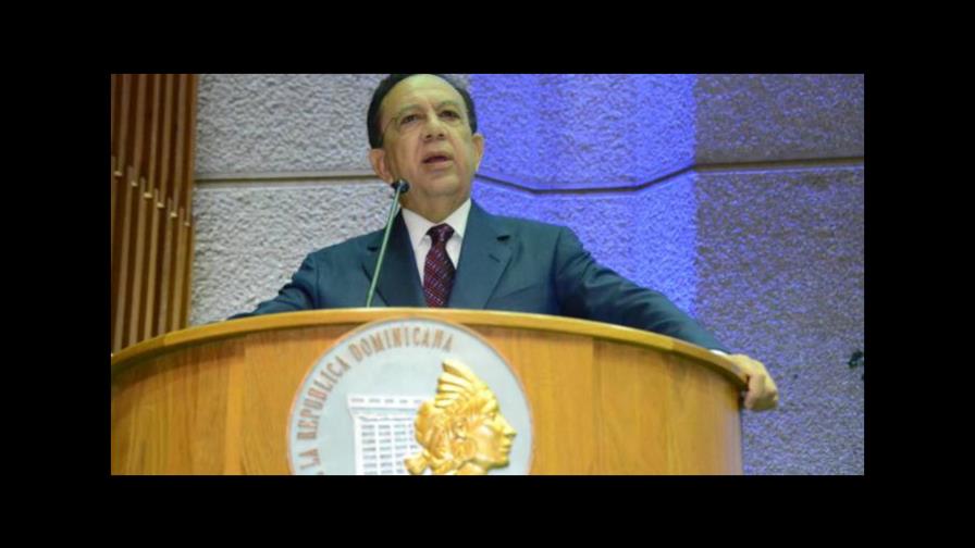 Héctor Valdez Albizu tiene 14 años siendo gobernador del Banco Central Héctor Valdez Albizu tiene 14 años siendo gobernador del Banco Central