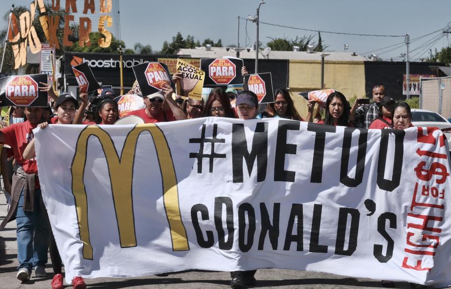 Huelga de trabajadores de McDonald’s en 10 ciudades de EEUU por acoso sexual