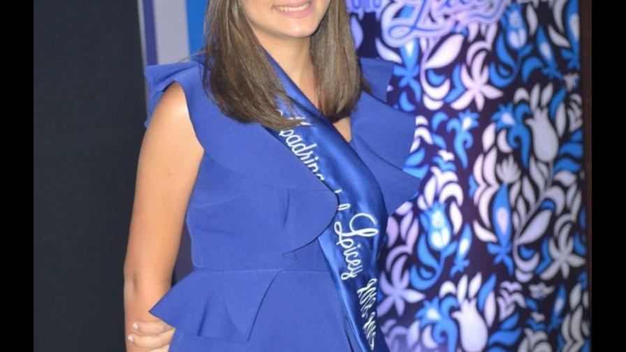 Los Tigres del Licey presentan a su madrina para la temporada 2018-2019