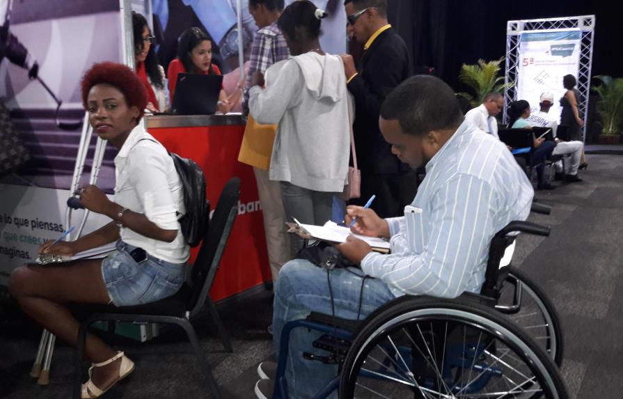 Realizan feria de empleos para personas con discapacidad 