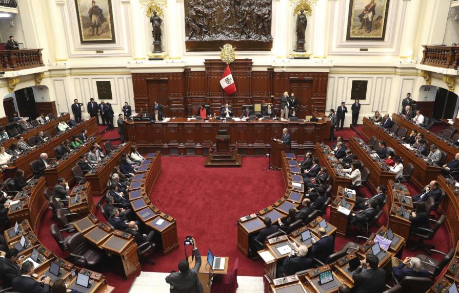 El Parlamento aprueba referendo anticorrupción en Perú