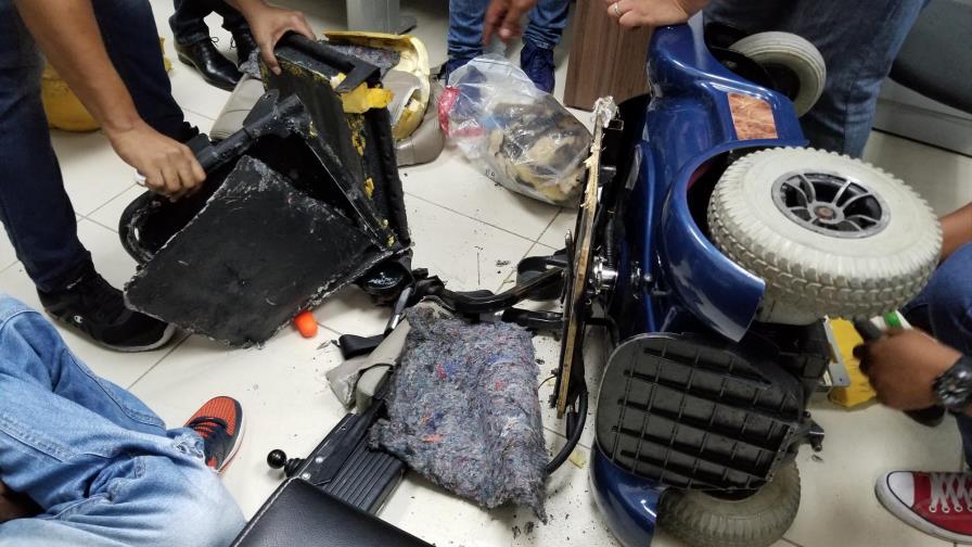 Ocupan droga escondida en silla de rueda eléctrica 