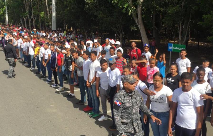 Policía Nacional lanza programa de Policía Juvenil Comunitario en Santiago
