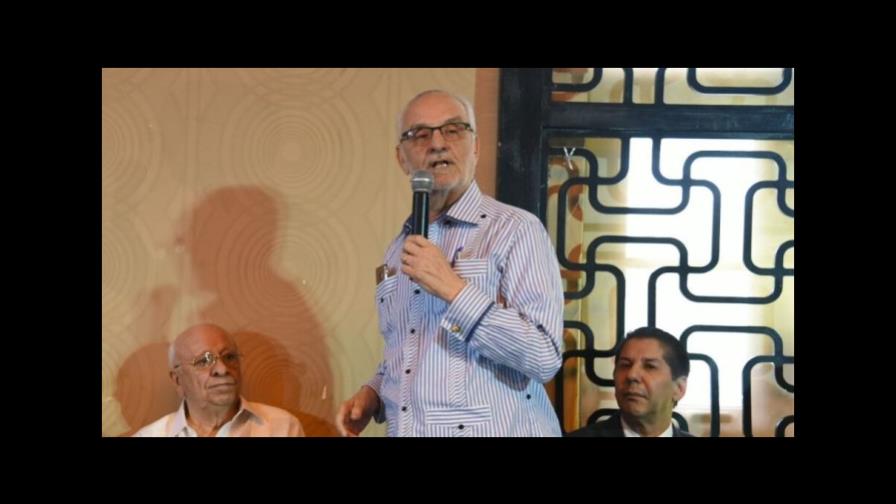 Causa disgusto en Twitter dedicatoria de béisbol otoño-invernal a Matos Berrido