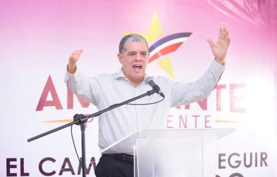 Carlos Amarante propone convertir al país en “potencia exportadora”