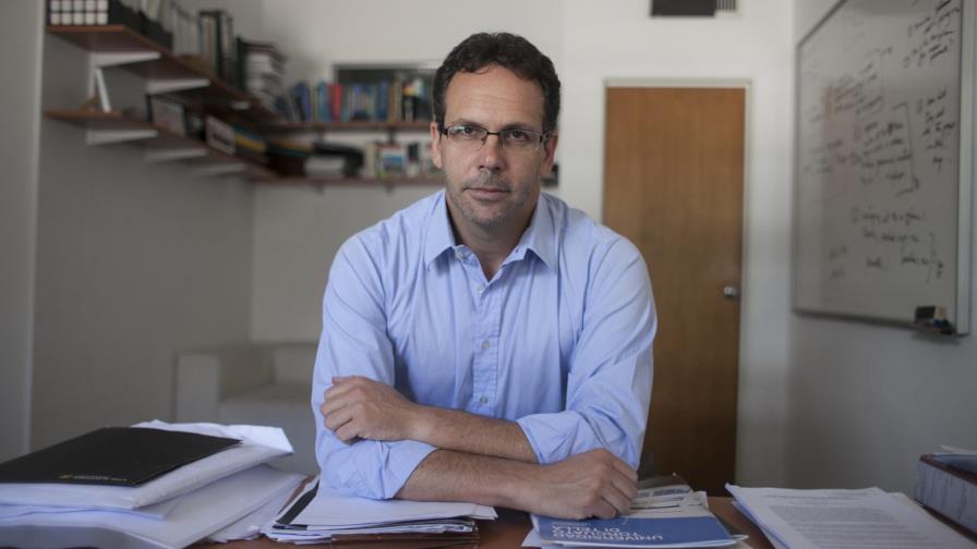 Renuncia titular del Banco Central argentino en plena negociación con FMI