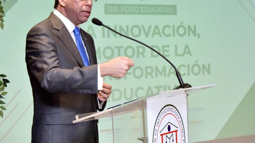 Andrés Navarro asegura que el nuevo currículo es el cambio más trascendental de la escuela dominicana