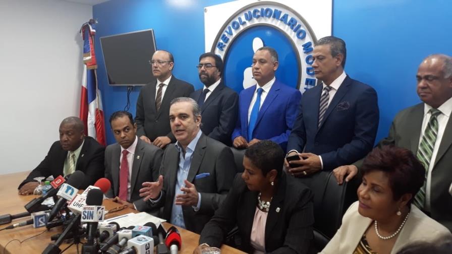 Luis Abinader: “País está indignado de que se sigan robando dineros del Estado”