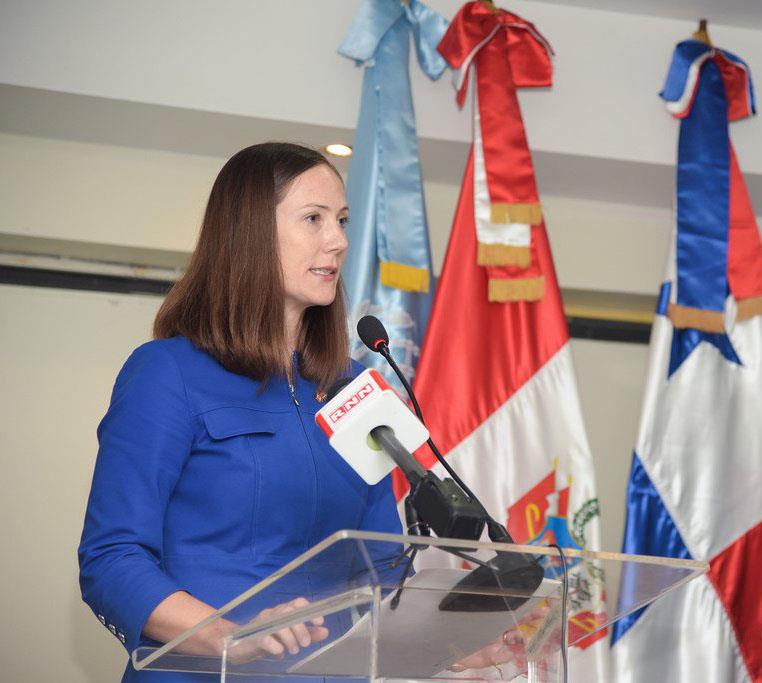 Embajadora de Canadá disertará sobre potencial de su nación para República Dominicana