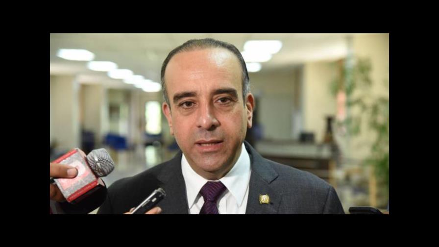 Victoria Yeb critica al presidente de JCE por cuestionamientos a Ley de Partidos Victoria Yeb critica al presidente de JCE por cuestionamientos a Ley de Partidos