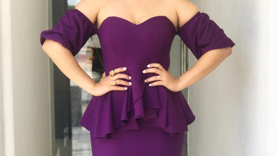 VIDEO: Presentadora dominicana confiesa fue su padrastro quien abusó de ella VIDEO: Presentadora dominicana confiesa fue su padrastro quien abusó de ella