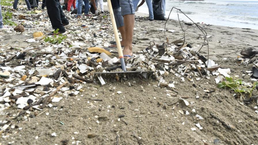 República Dominicana conmemora el Día Internacional de Limpieza de Playas