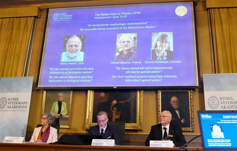 Nobel Física para Ashkin, Mourou y Strickland por invenciones en física láser