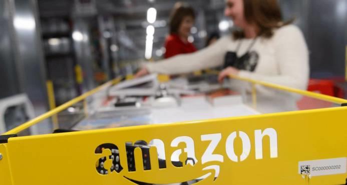 Amazon anuncia que subirá su salario mínimo a 15 dólares la hora