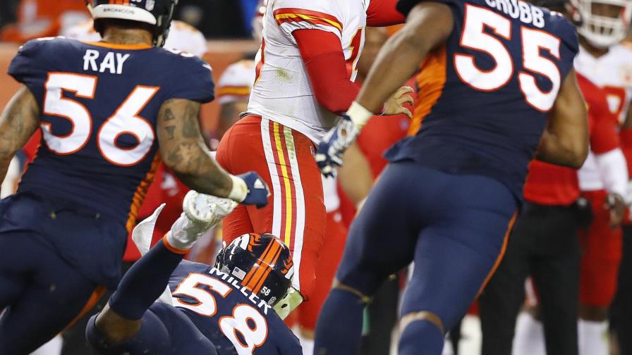 Mahomes lidera remontada de Chiefs ante Broncos