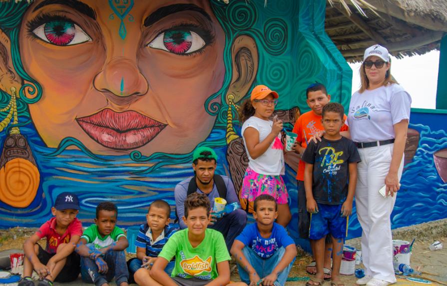 Centro Cultural Perelló celebra festival de pintura en Salinas