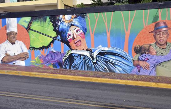 Santiago apuesta por el arte en sus paredes como atractivo turístico 
