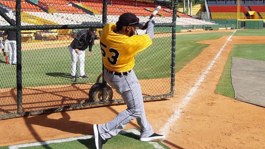 Edwin Espinal: “Por el momento me concentraré en la pelota criolla”