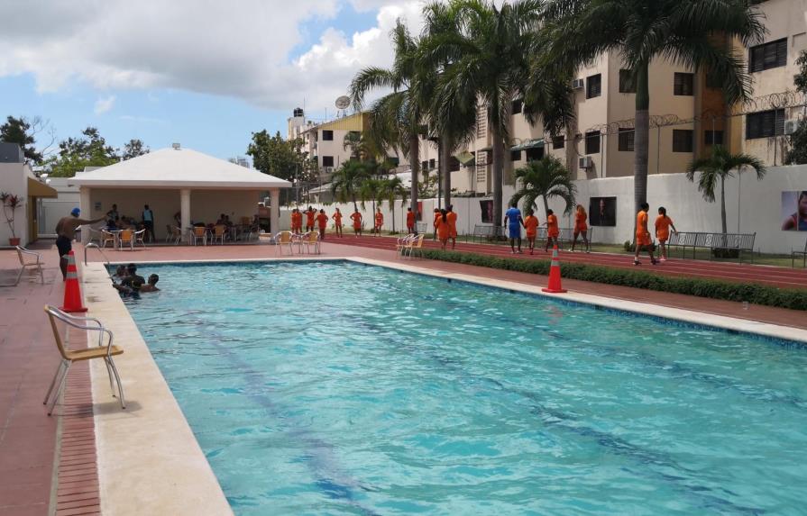 Piscina Albergue Olímpico  es opción ante cierre complejo acuático