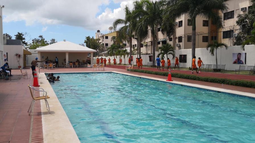 Piscina Albergue Olímpico  es opción ante cierre complejo acuático