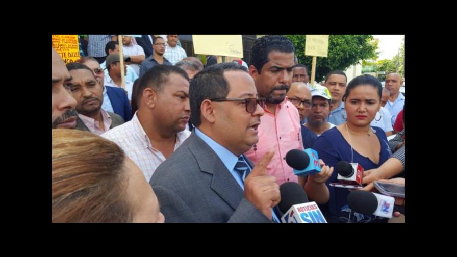 Sector bancas de lotería forma comisión para estudiar propuesta del Gobierno   