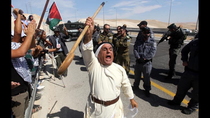 Ejército israelí mata dos palestinos en protestas en Gaza