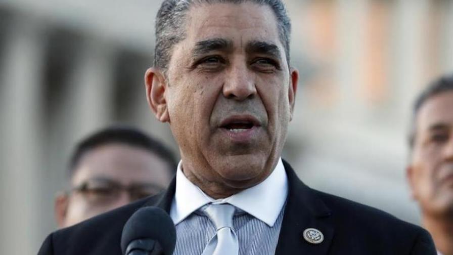 Suspenden acto de apoyo a Adriano Espaillat por nuevos casos de bacteria Legionario