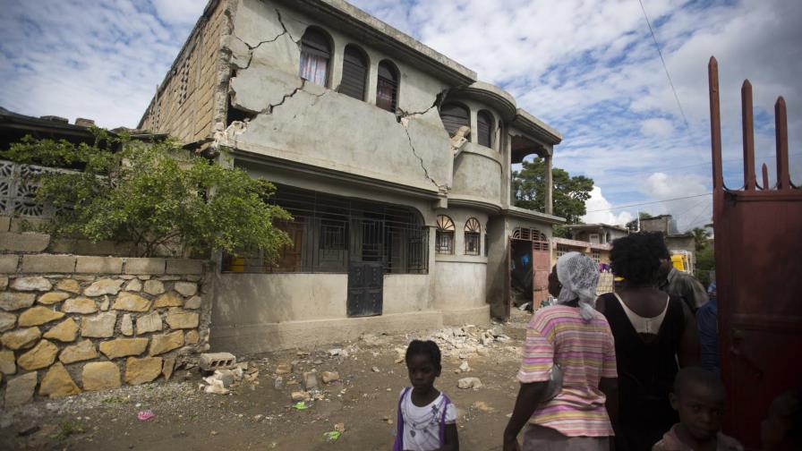 Un nuevo sismo de 5.2 sacudió Haití ayer tarde Un nuevo sismo de 5.2 sacudió Haití ayer tarde