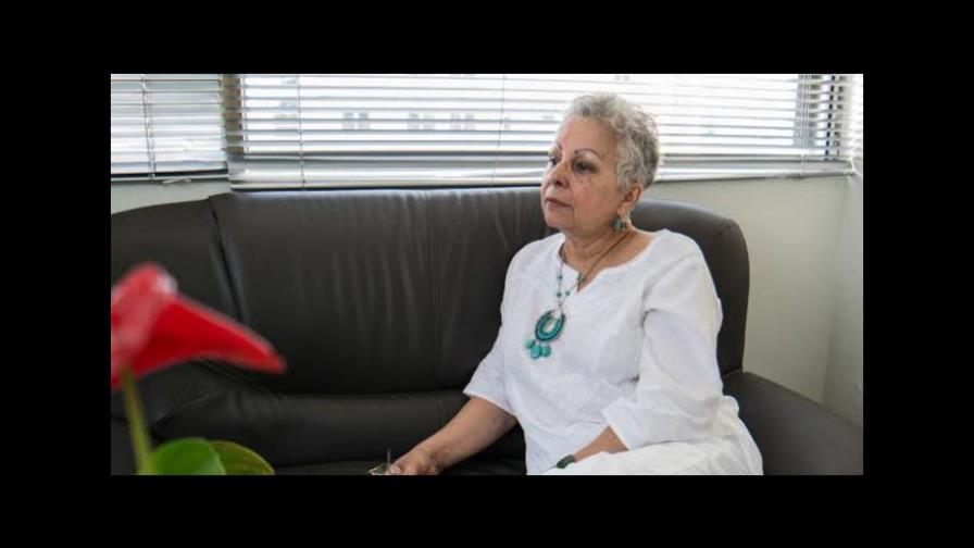 Sepultan en Moca restos escritora Ligia Minaya