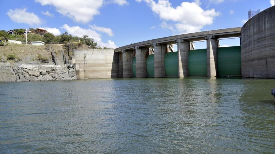 Lluvias en Santiago mejoran nivel de presa Tavera-Bao Lluvias en Santiago mejoran nivel de presa Tavera-Bao